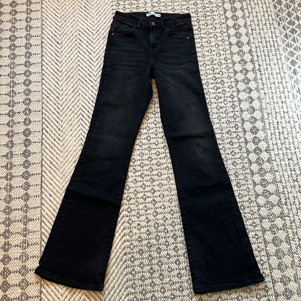 ZARA Womens Jeans Size USA 4 Flared 26x34